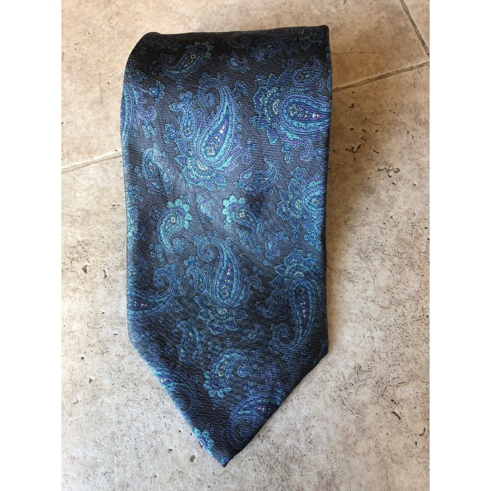 Surrey Sophisticates Men Tie Blue Paisley Silk